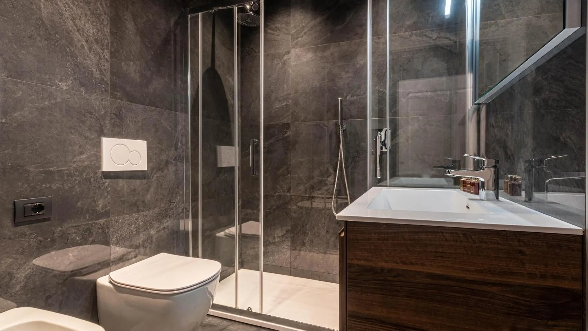 Apartment Moscovapremiumapartment In Brera Milan