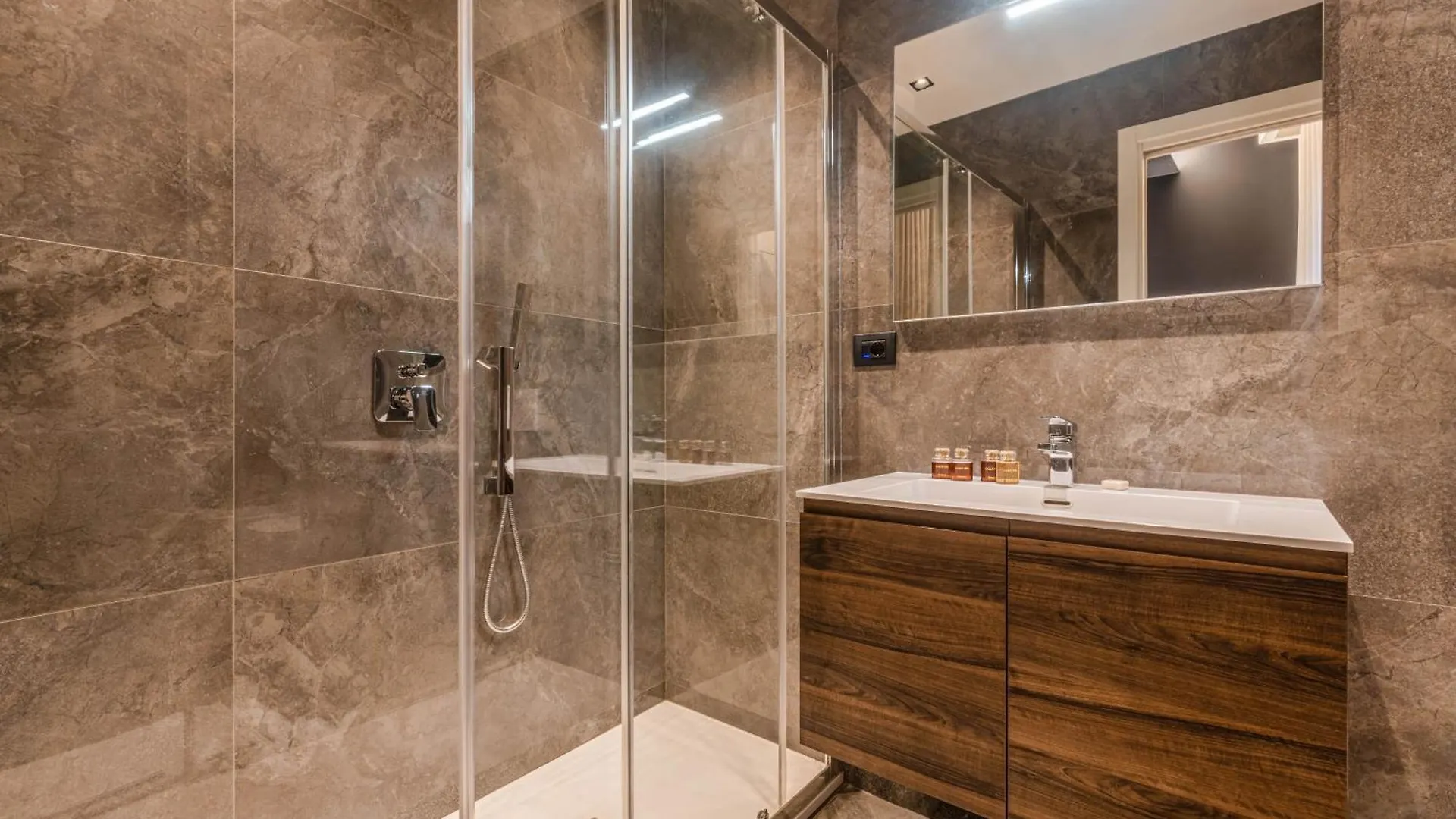 Moscovapremiumapartment In Brera Milan Apartment